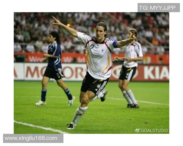 女足5号球衣背后的足球明星与她们的传奇故事